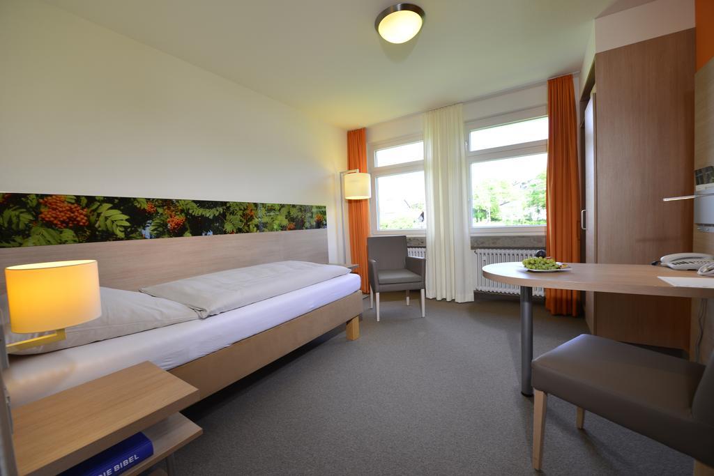 Tagungszentrum Schmerlenbach Hösbach Exteriör bild